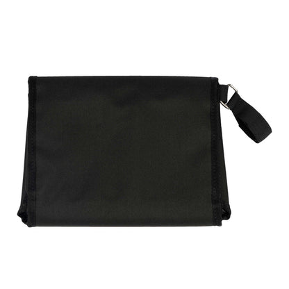 Mudador impermeable Filippo - Maxi Cosi detalle de cierre y correa sobre fondo blanco